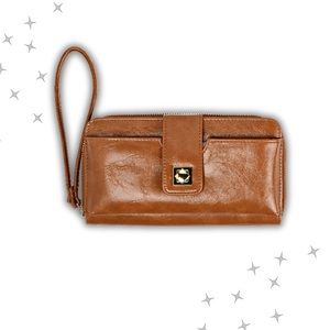 🍂•SOLD•🍂Wallet: Time and Tru Women's Ainsley Bulk Clutch Wallet Vinyl